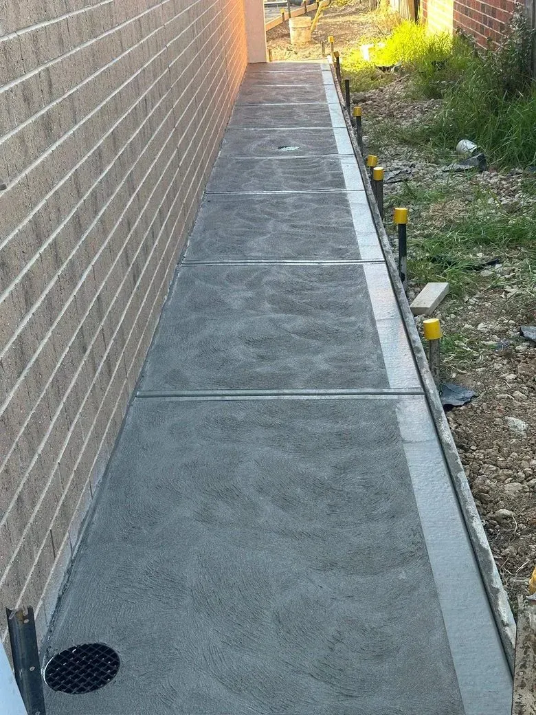 Concrete footpaths in Geelong